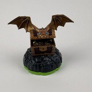 Skylanders Giants Magic Item Figure Hidden Treasure Chest 83988888 Green Base